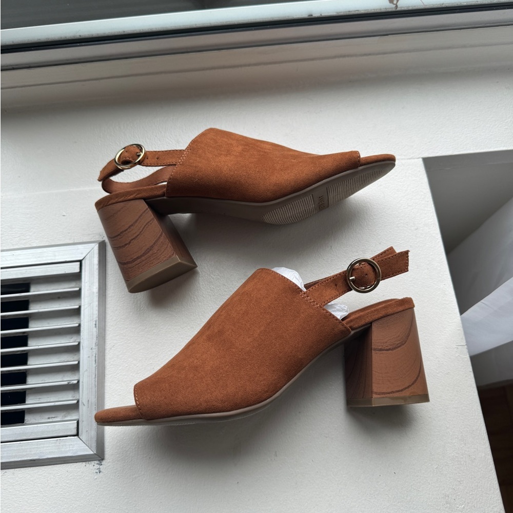 Anne Klein Women's Brown Open-Toe Heels